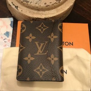 Louis Vuitton Accessories - Louis Vuitton pocket organizer Louis Vuitton Accessories - Louis Vuitton pocket organizer
